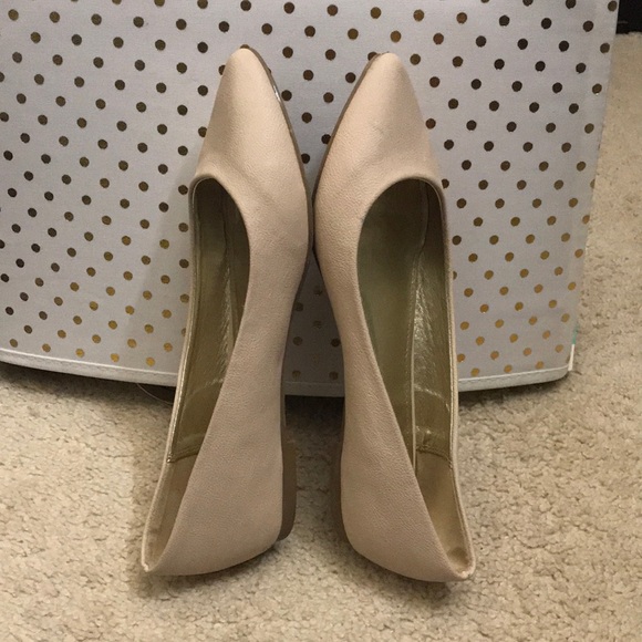 Nude blush pointed flats Size 7 - Picture 8 of 8